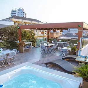 4* Hotel Royal Boutique